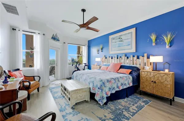5531 CANNES CIR #403, Sarasota, FL 34231