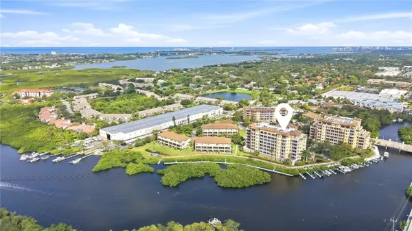 5531 CANNES CIR #403, Sarasota, FL 34231