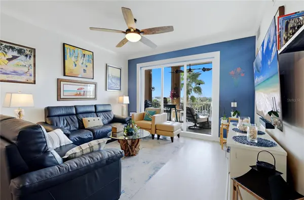 5531 CANNES CIR #403, Sarasota, FL 34231