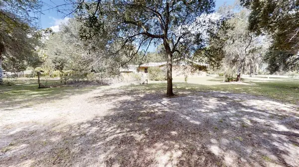 8614 W VARRICCHIO LN, Crystal River, FL 34428
