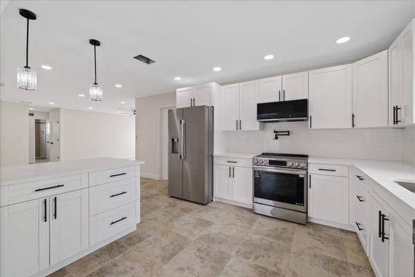 1016 FUCHSIA DR, Holiday, FL 34691