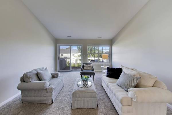 6868 W Mount Vernon CT #2-C, Gurnee, IL 60031