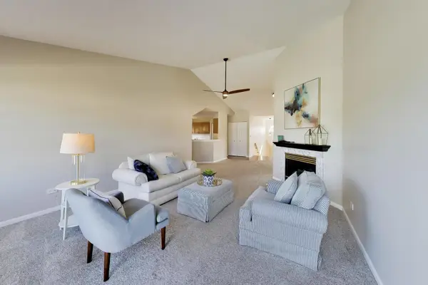 6868 W Mount Vernon CT #2-C, Gurnee, IL 60031