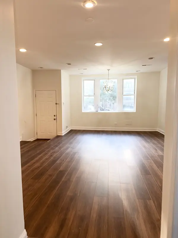 4829 S Champlain AVE #1, Chicago, IL 60615