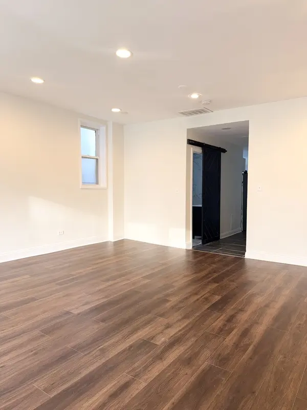 4829 S Champlain AVE #1, Chicago, IL 60615