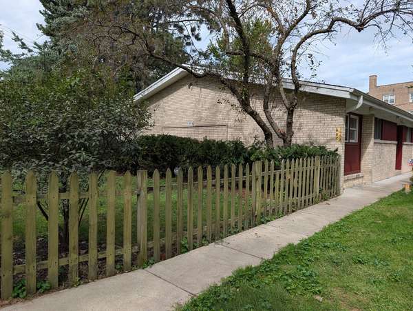 1958 W Morse AVE #A, Chicago, IL 60626