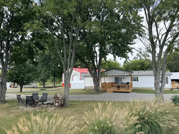 19 Barbeau RD, Murphysboro, IL 62966
