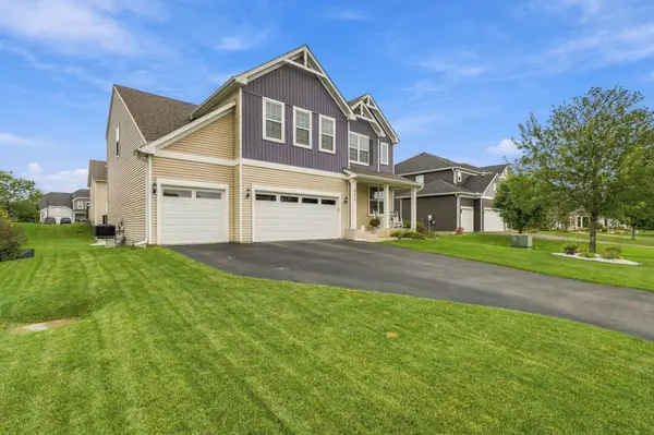 9324 Summerlin RD, Woodbury, MN 55129