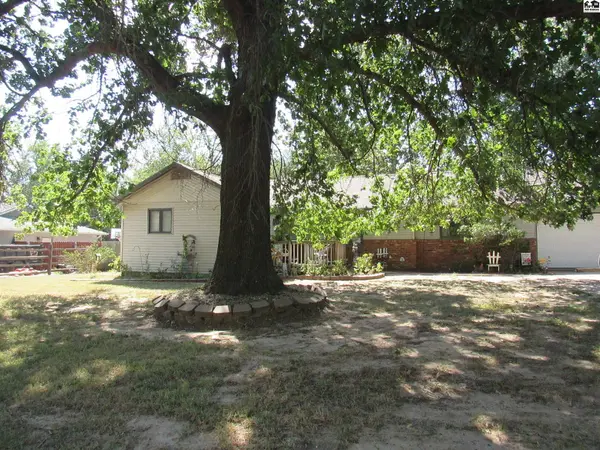 6509 N Jefferson St, Hutchinson, KS 67502
