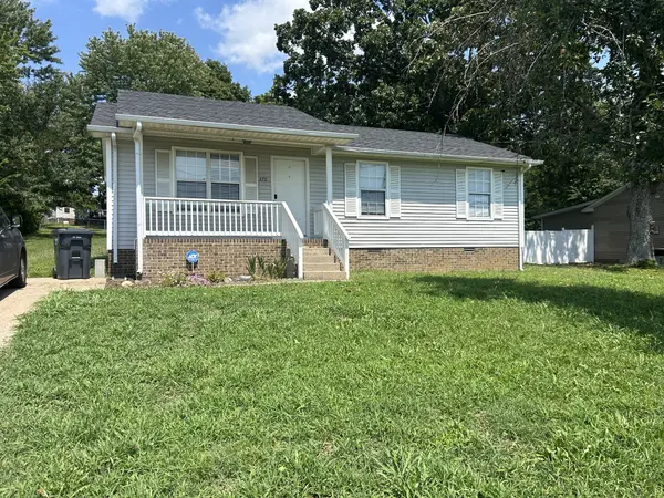 370 Hugh Hunter Rd, Oak Grove, KY 42262