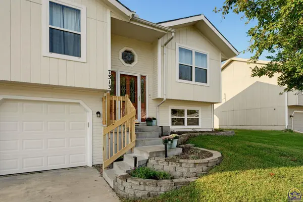 7313 SW 23rd TER, Topeka, KS 66614