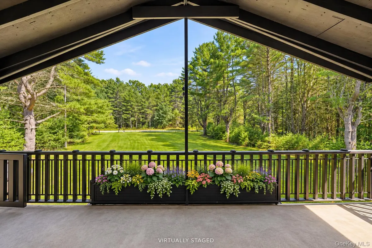 165 Dexheimer RD, Narrowsburg, NY 12764