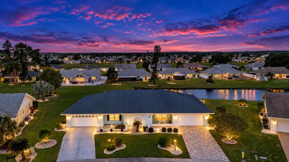 1308 BLUEWATER DR, Sun City Center, FL 33573