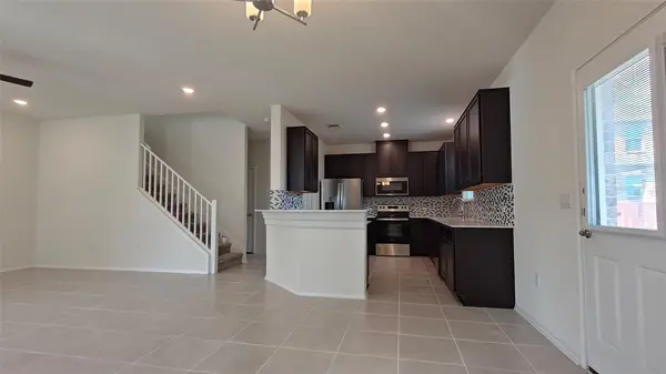 9107 Golden Leaf DR, Austin, TX 78748