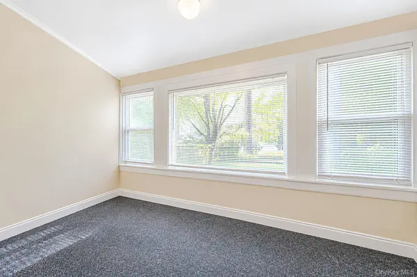 96 Van Cott AVE, Hempstead, NY 11550
