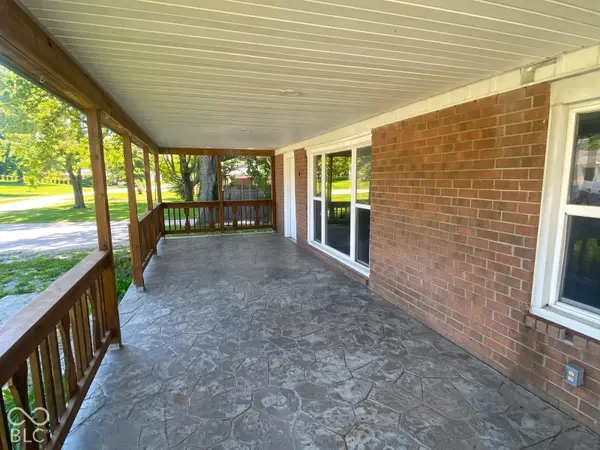 1477 Homestead DR, Boonville, IN 47601
