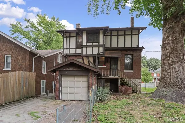 125 N Douglas AVE, Belleville, IL 62220