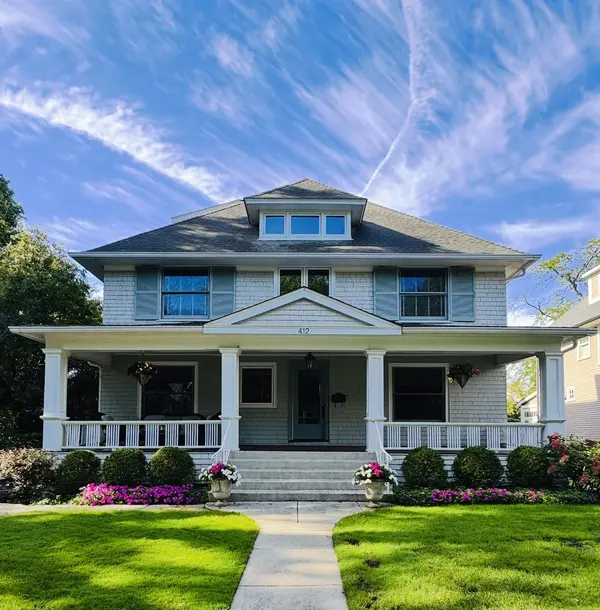 412 Cumnor RD, Kenilworth, IL 60043