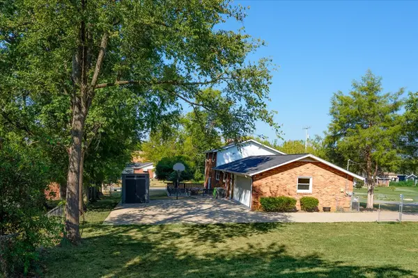 3300 Leondale Ter, Nashville, TN 37207