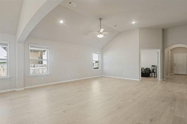 422 Backstays LOOP, Kyle, TX 78640