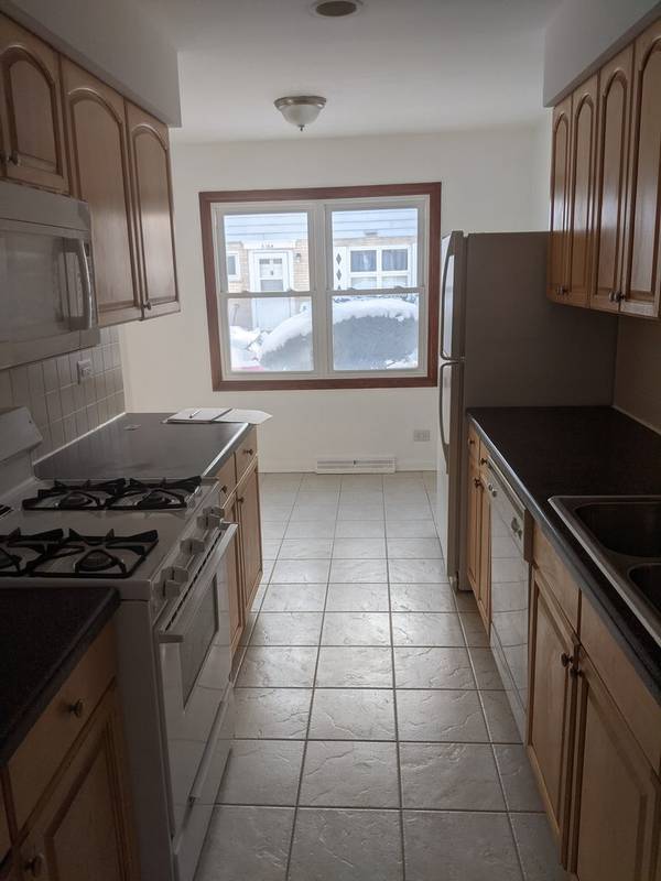 822 Skokie BLVD #E, Wilmette, IL 60091