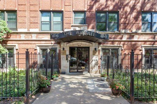 6019 N Winthrop AVE #212, Chicago, IL 60660