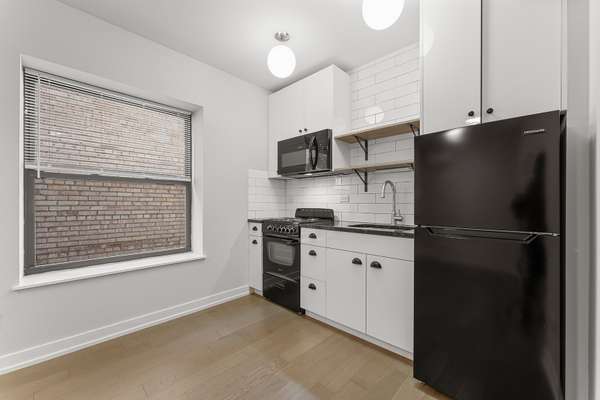 6019 N Winthrop AVE #212, Chicago, IL 60660