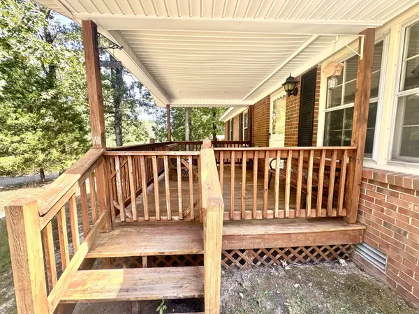 106 Oak Hill Dr, Waverly, TN 37185