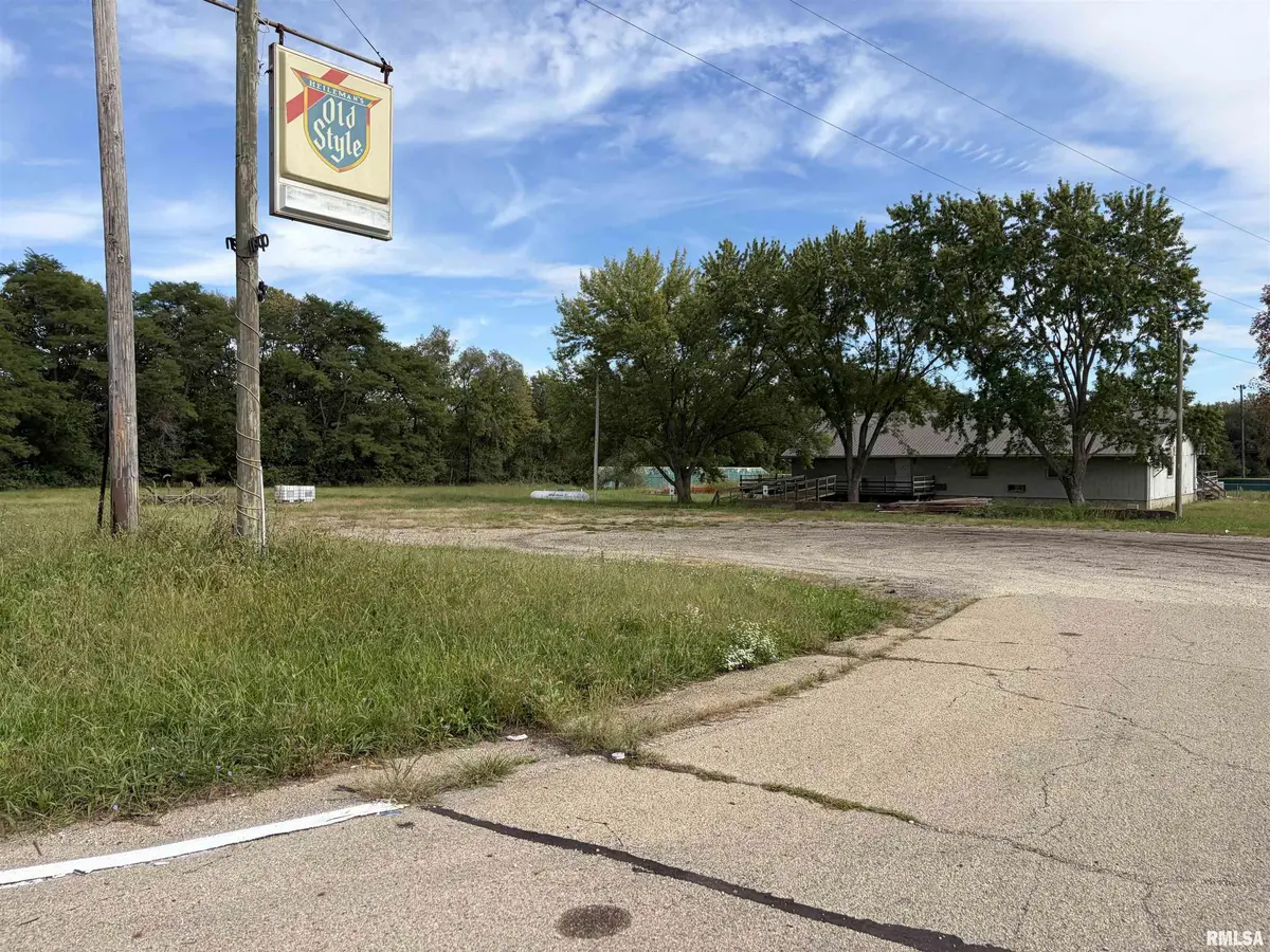 22122 N ROUTE 29 RD, Chillicothe, IL 61523