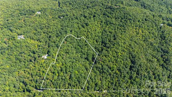 147 Hummingbird HOLW, Rosman, NC 28772