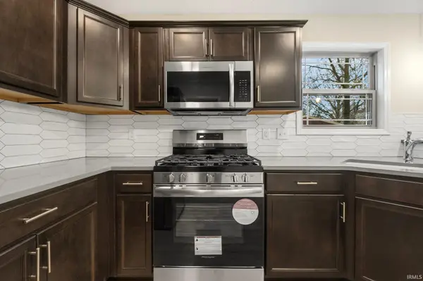 305 E Toledo ST, Fremont, IN 46737