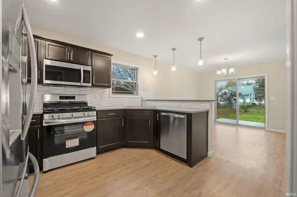 305 E Toledo ST, Fremont, IN 46737