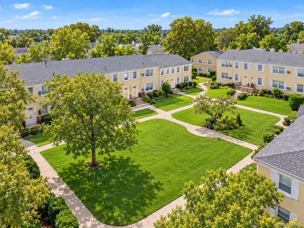 71-32 Little Neck Pkwy #148B, Bellerose, NY 11426