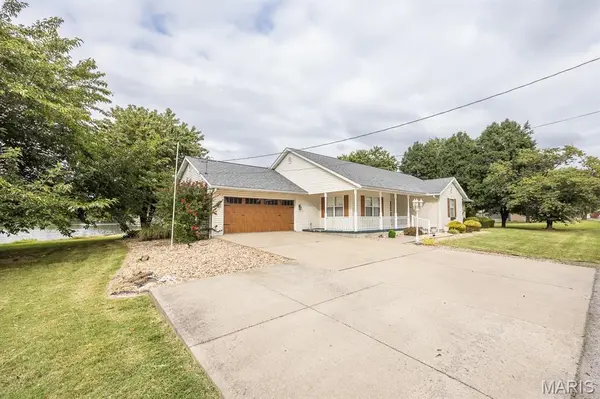 4121 Bruene AVE, Pontoon Beach, IL 62040
