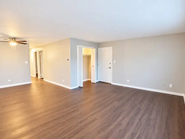 9109 Sahler AVE #3, Brookfield, IL 60513