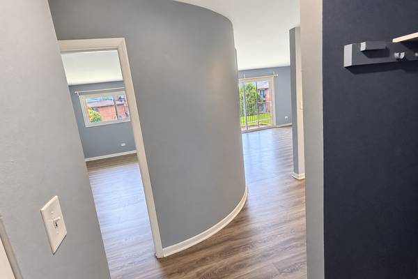 2300 Old Tavern RD #203, Lisle, IL 60532