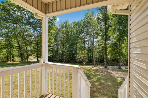 154 E Beasley Rd, Lawrenceburg, TN 38464