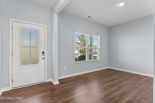 1383 Hampton Place Circle, Loudon, TN 37774