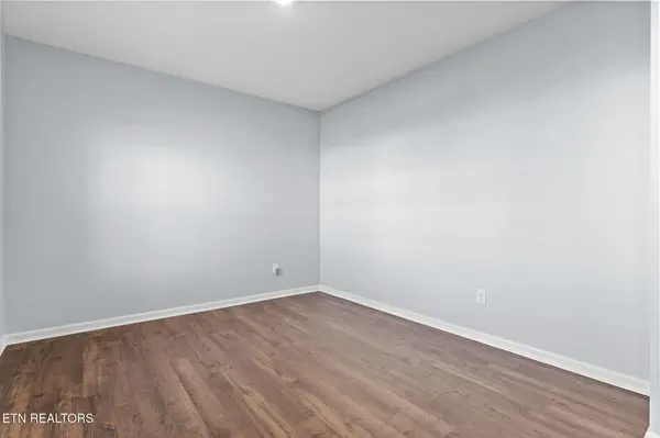 1383 Hampton Place Circle, Loudon, TN 37774