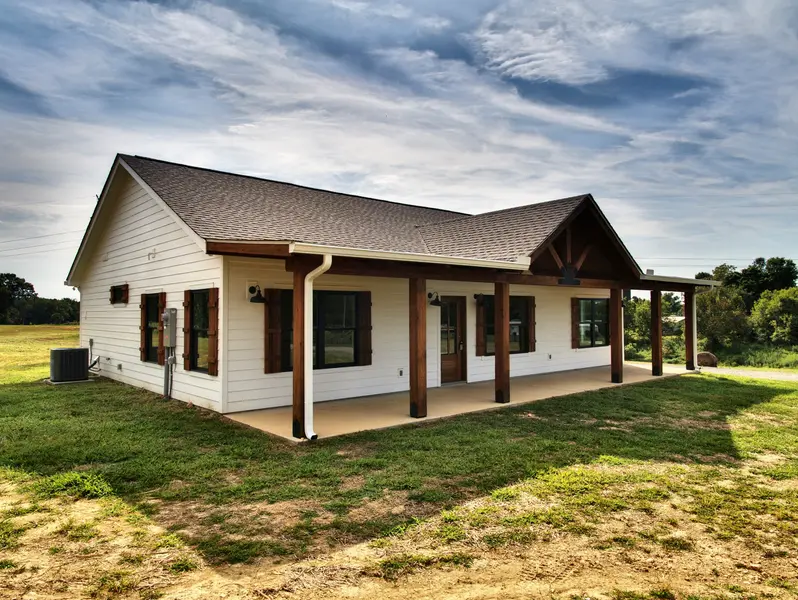 2044 Womble Ridge Rd, Ethridge, TN 38456