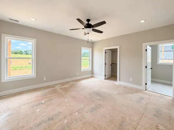 5649 Minnis Rd, Springfield, TN 37172