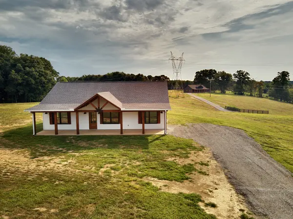 2044 Womble Ridge Rd, Ethridge, TN 38456