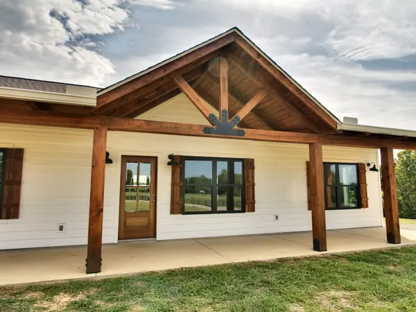 2044 Womble Ridge Rd, Ethridge, TN 38456