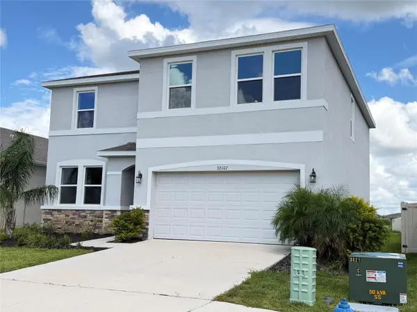 32107 CONCHSHELL SAIL ST, Wesley Chapel, FL 33545