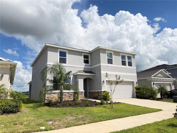 32107 CONCHSHELL SAIL ST, Wesley Chapel, FL 33545