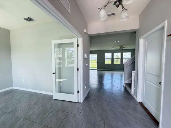 32107 CONCHSHELL SAIL ST, Wesley Chapel, FL 33545