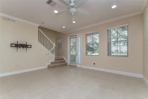 6114 FISHHAWK CROSSING BLVD, Lithia, FL 33547