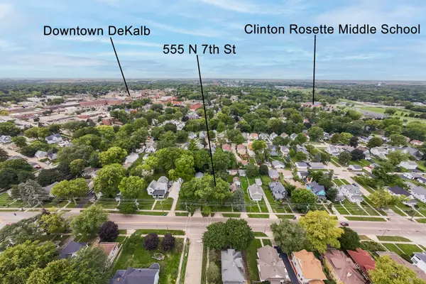 555 N 7th ST, Dekalb, IL 60115