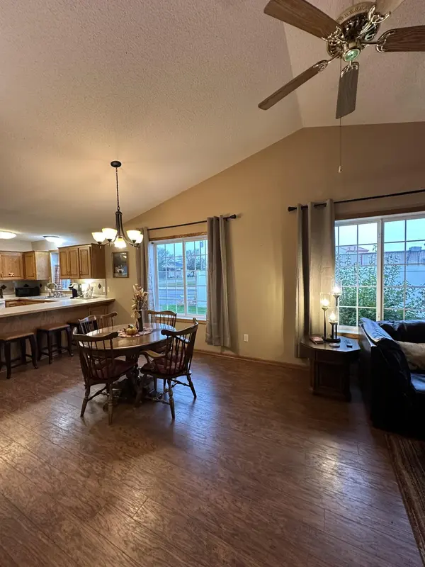 371 Phyllis ST, Big Lake, MN 55309