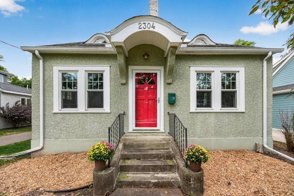 2304 6th ST, White Bear Lake, MN 55110